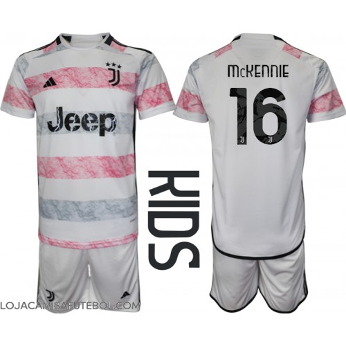 Camisa de Futebol Juventus Weston McKennie #16 Equipamento Secundário Infantil 2023-24 Manga Curta (+ Calças curtas)